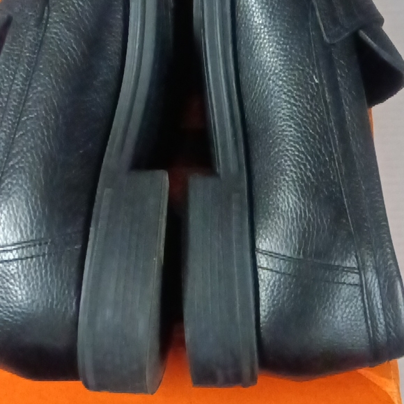 Brown Bilt Flight Form mens casual shoes  preowned like new main image 4